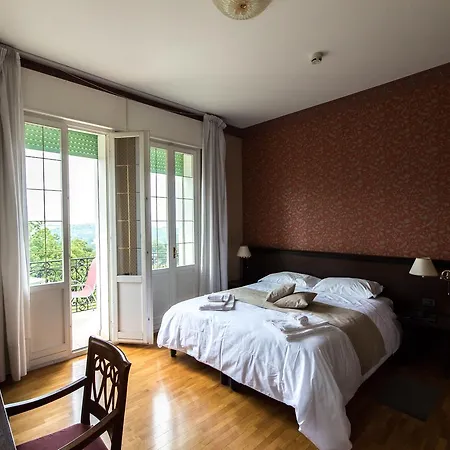Lussana Hotel