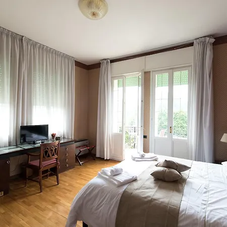 Lussana 3* 테올로